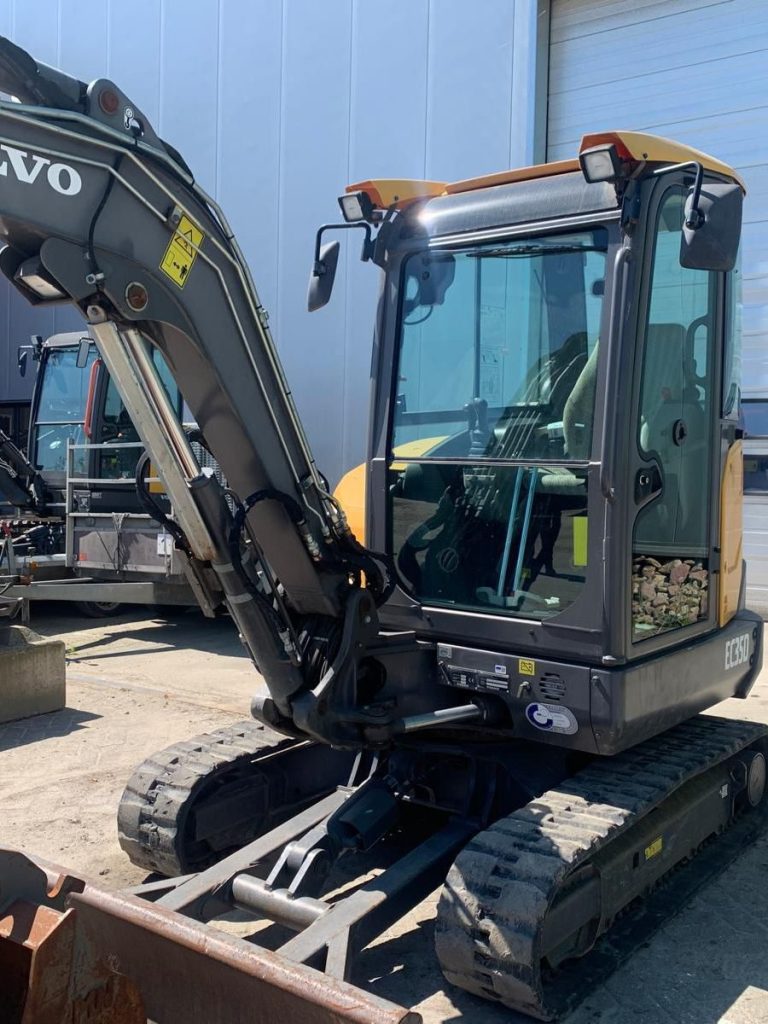 zu verkaufen Occasion Minibagger Volvo EC35D in der Schweiz